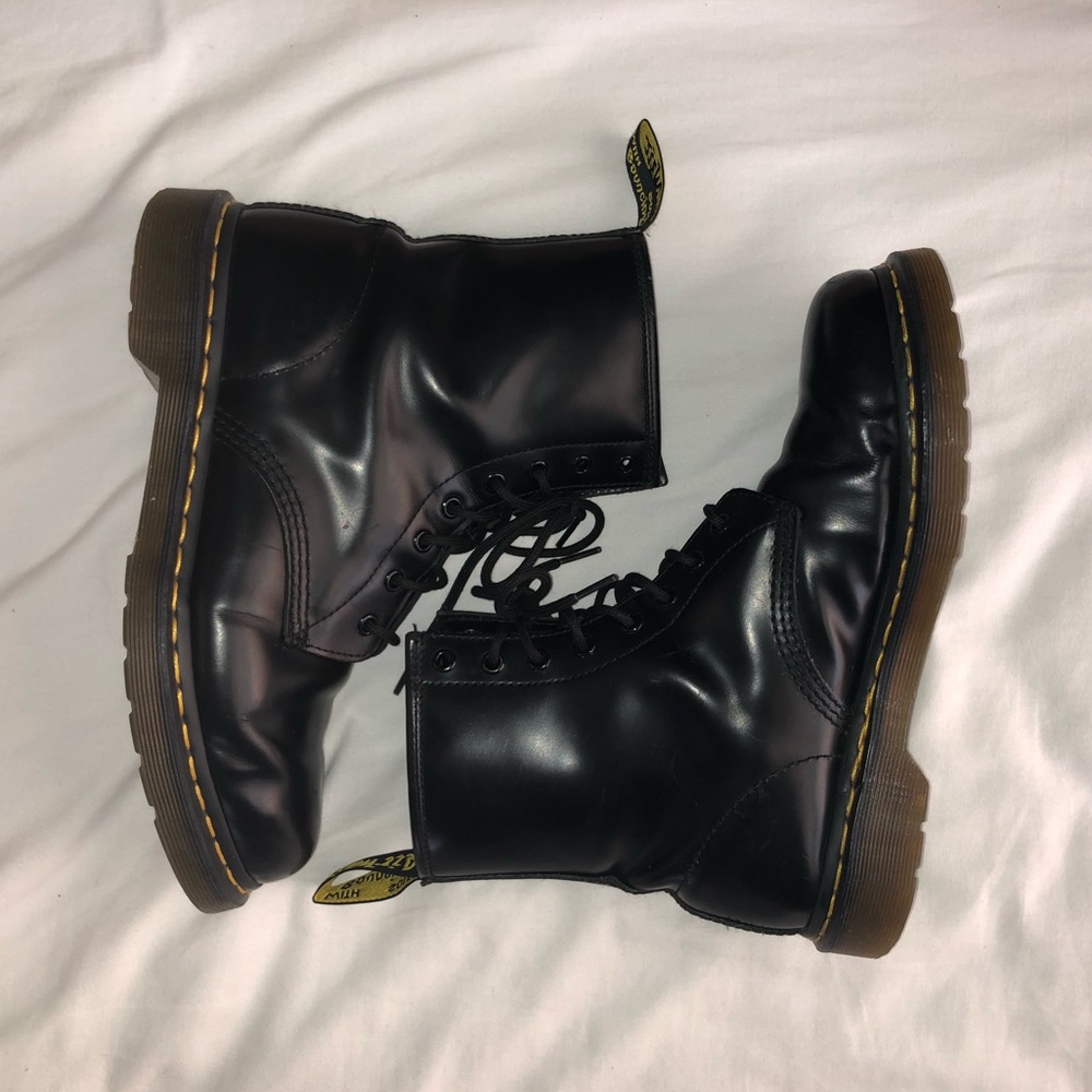 Matte Black Dr Martens